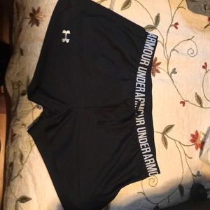 Under armor shorts size L